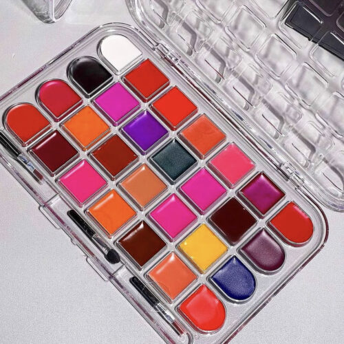 Blossom Makeup Afro Chic Multipurpose Lipstick Pallet