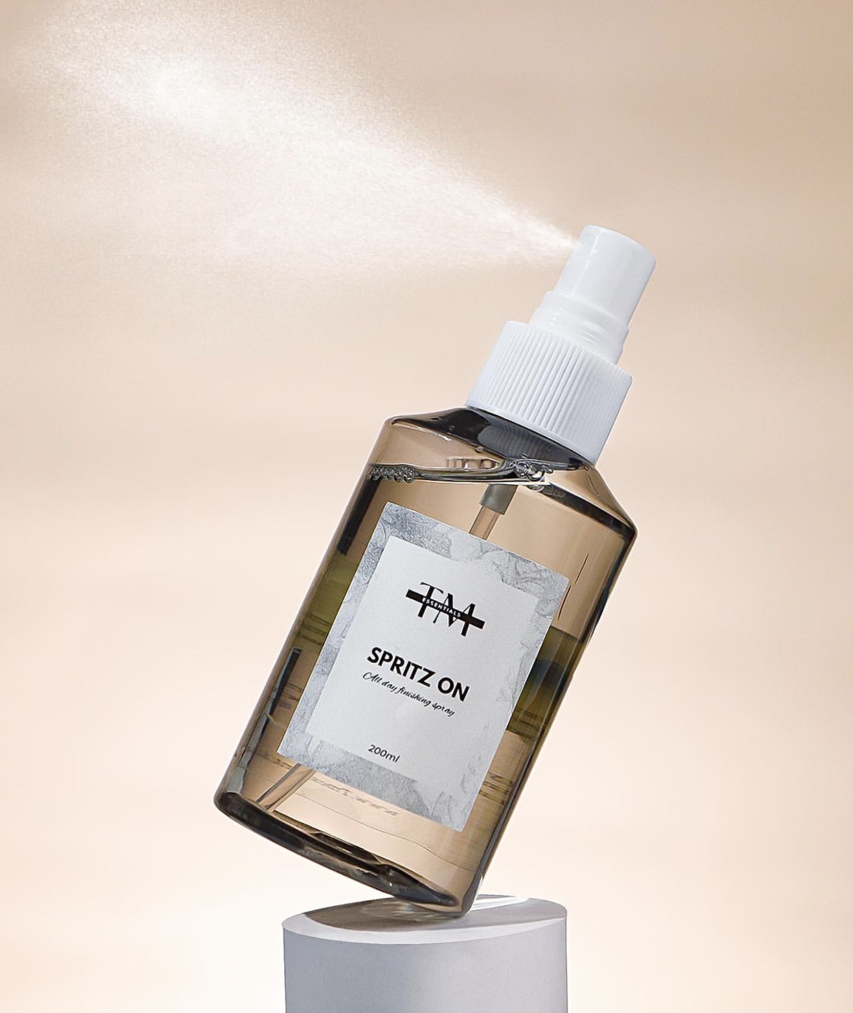 Tm Essentials Spritz On All Day Finishing Spray 200ml