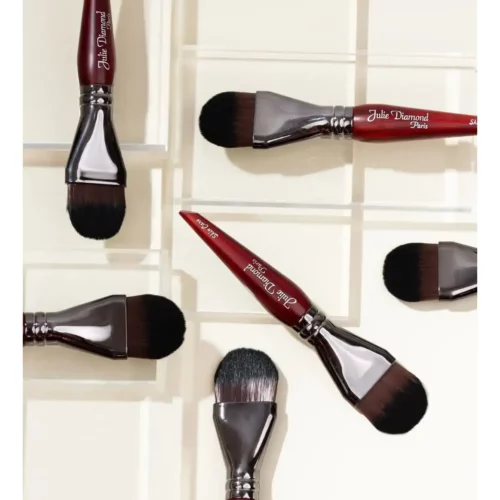 MULTIPURPOSE BRUSH JULIE DIAMOND