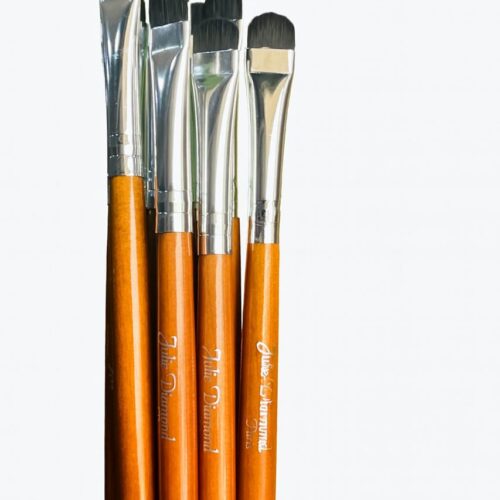 Julie Diamond Round Brush