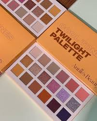 Annies Twilight Eyeshadow Palette